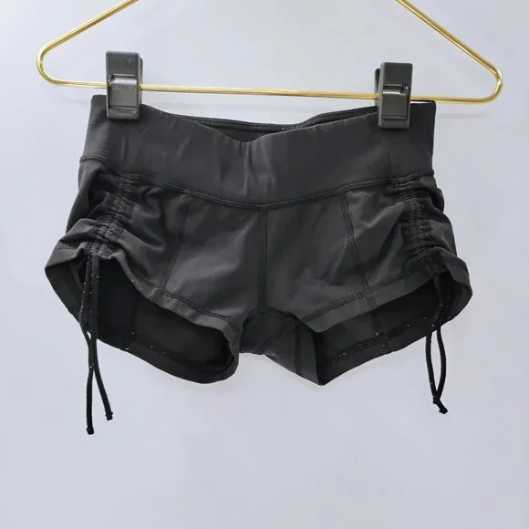 Lululemon Shorts Women 2 Black Mesh Over Miles Running Active Stretch Gym Logo - Picture 4 of 10